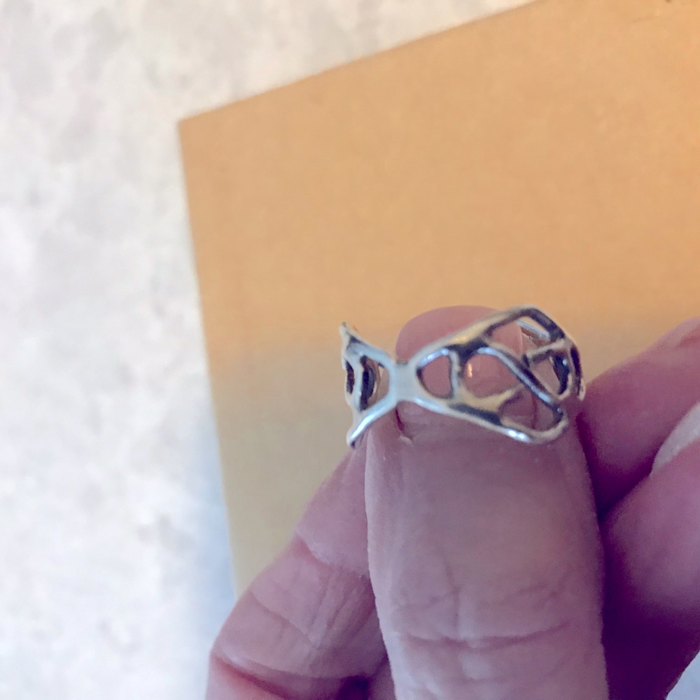 Silver ring. Size 7 1/4